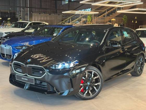 BMW M 135i 2.0 16V TURBO GASOLINA XDRIVE STEPTRONIC BMW M 135i 2.0 16V TURBO GASOLINA XDRIVE STEPTRONIC